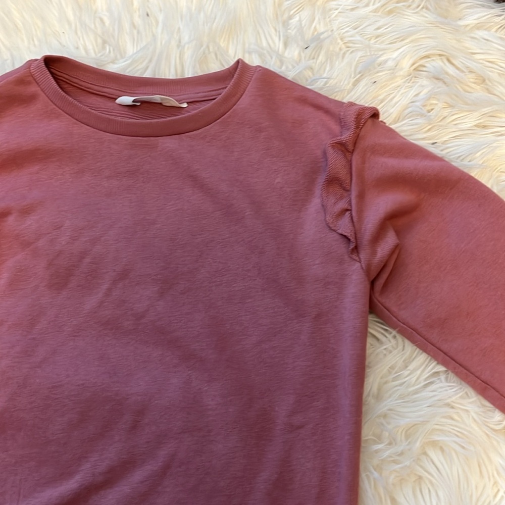 H&M Ruffle Sweater NWOT - Picture 2 of 4